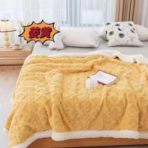 Fleece Woolen blanket size 6*6