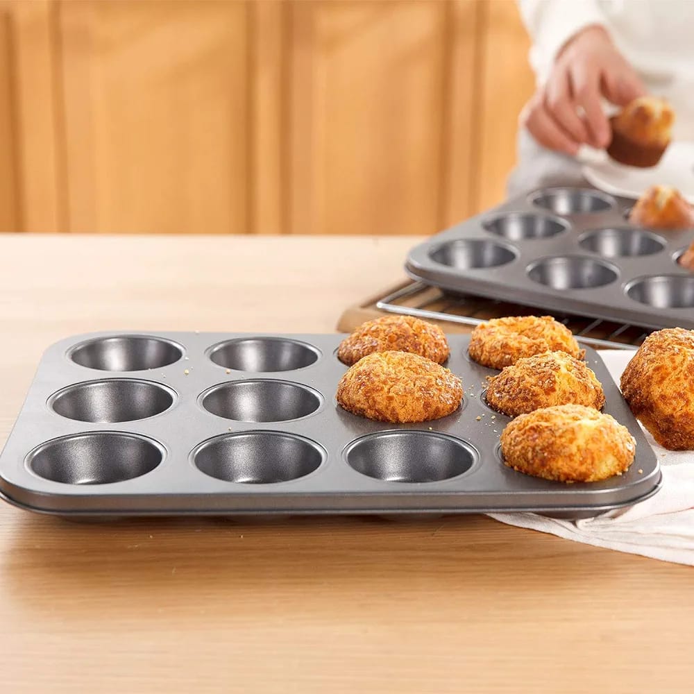 Non Stick Cupcake Baking Tin With 12 Holes
