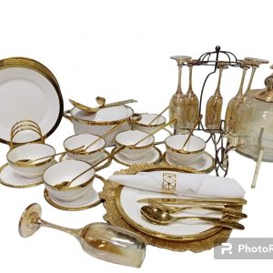 70pcs Gold Ring Dinner Set