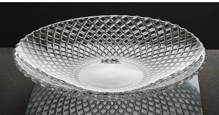 Fruit bowl glass centerpiece.