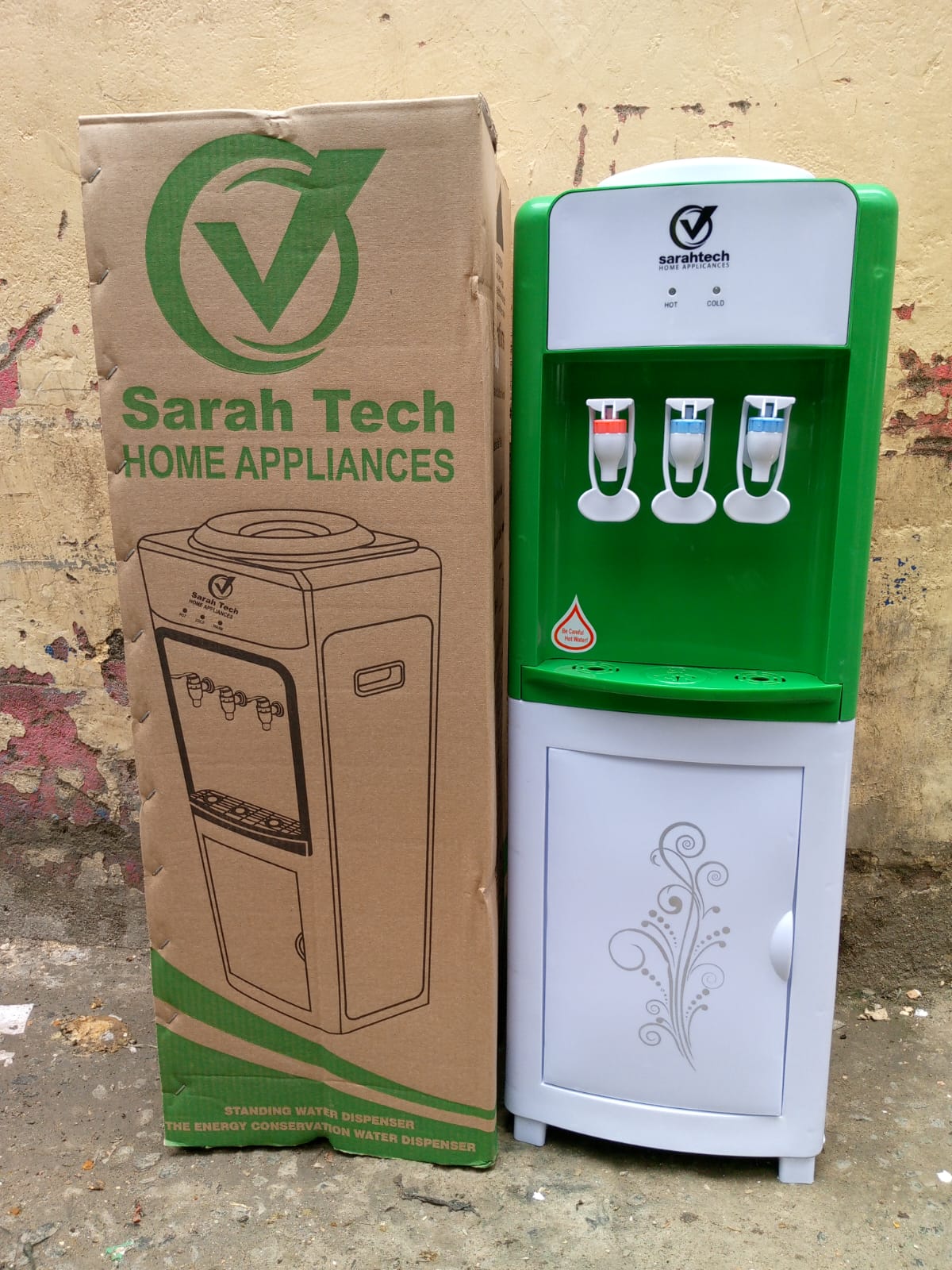 Sarahtech 3 taps hot ,normal and cold dispenser
