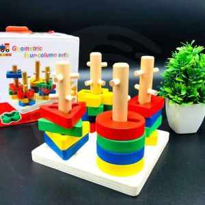 Four column geometric set