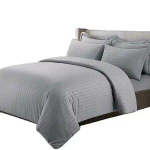 Stripped duvet cover